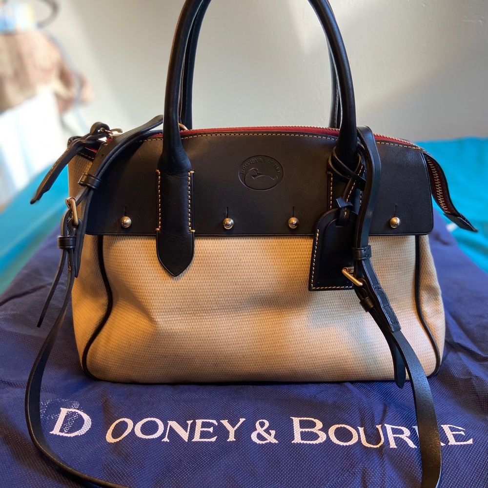 Dooney & Bourke Wilson Weekend Bag